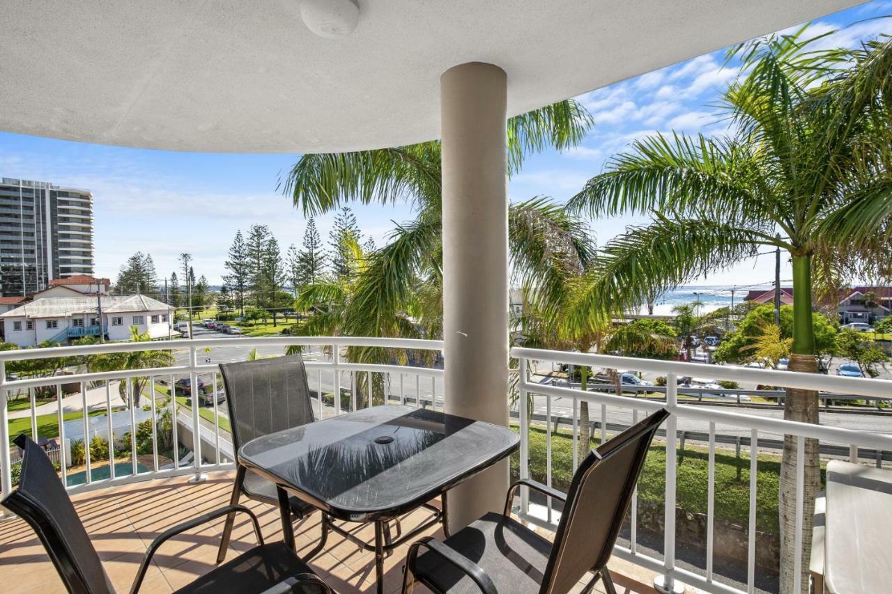 Kirra Palms Holiday Apartments Gold Coast Extérieur photo